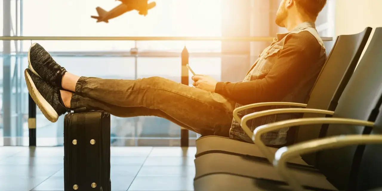 Jakie są biura podróży w Anglii? Odkryj najlepsze oferty dla Polaków