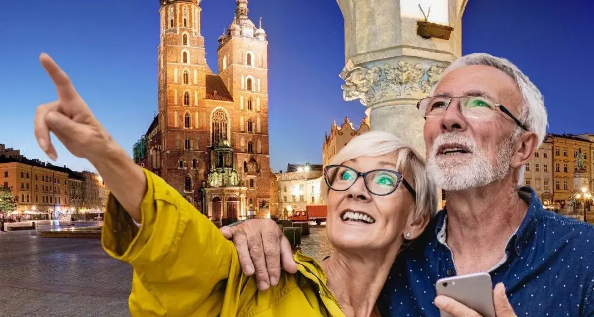 Para seniorów odkrywa urokliwy rynek, szukając ciekawych wycieczek dla seniorów.