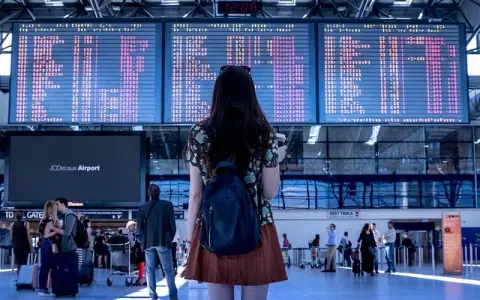 Ile trwa lot z Nowego Jorku do Londynu? Zaskakujące fakty o czasie przelotu