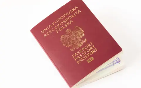 Ile kosztuje paszport dla dziecka? Sprawdź, by uniknąć wysokich opłat