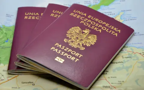 Paszport co to – kluczowe informacje o dokumencie tożsamości