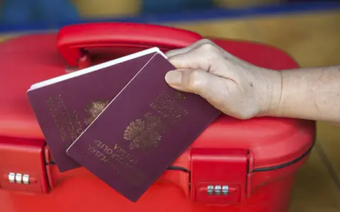 Ile trwa produkcja paszportu? Sprawdź, jak uniknąć opóźnień