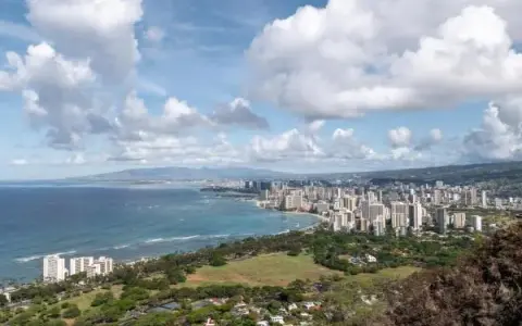 Ile trwa lot z Los Angeles na Hawaje? Oto co musisz wiedzieć