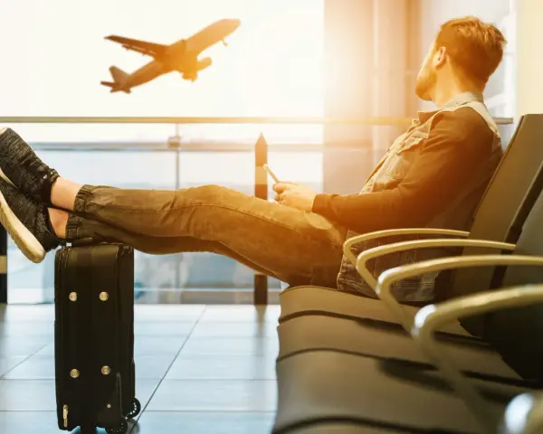 Jakie są biura podróży w Anglii? Odkryj najlepsze oferty dla Polaków