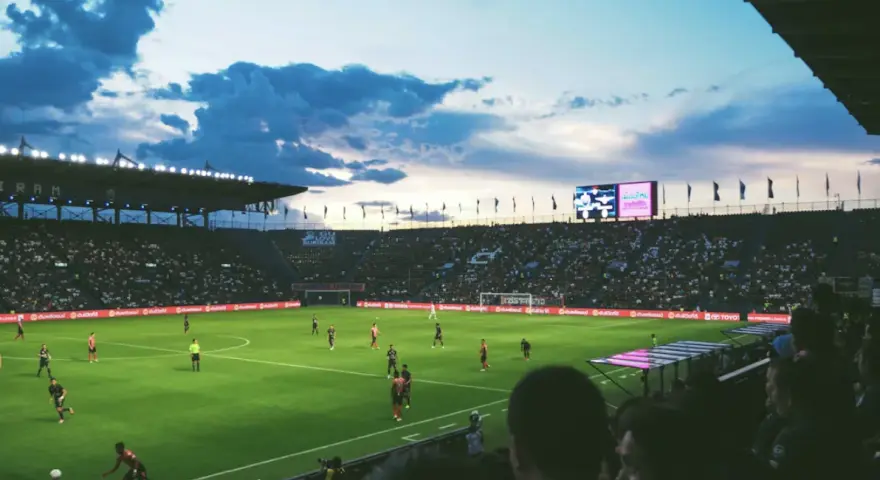 Najlepsze kraje dla fanów sportu: atmosfera, kultura i emocje