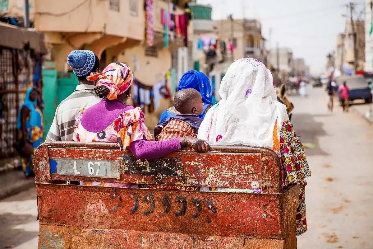 Zdjęcie Senegal czy jest bezpiecznie? Odkryj zagrożenia i porady dla turystów